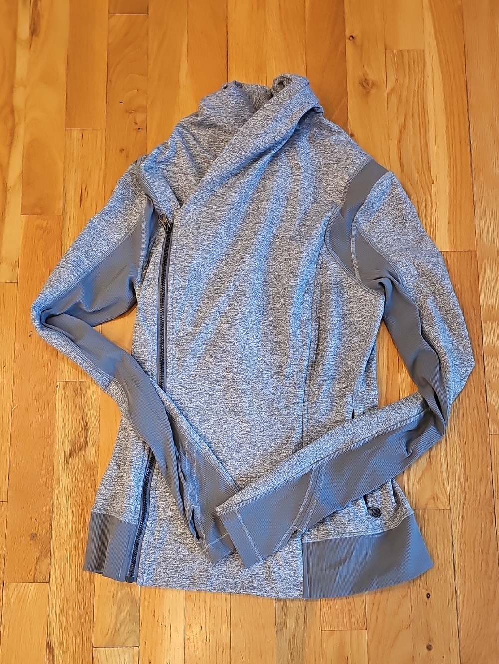 lululemon athletica Gray Heather Asymmetrical Zip Jacket